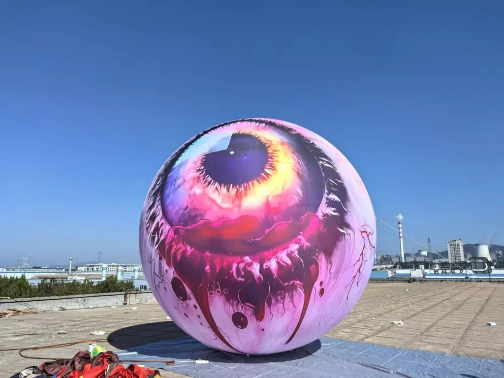 Amazing Inflatable Halloween Decorations That Will Wow Your Neighbors插图1