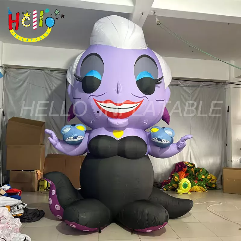 Ursula (4)