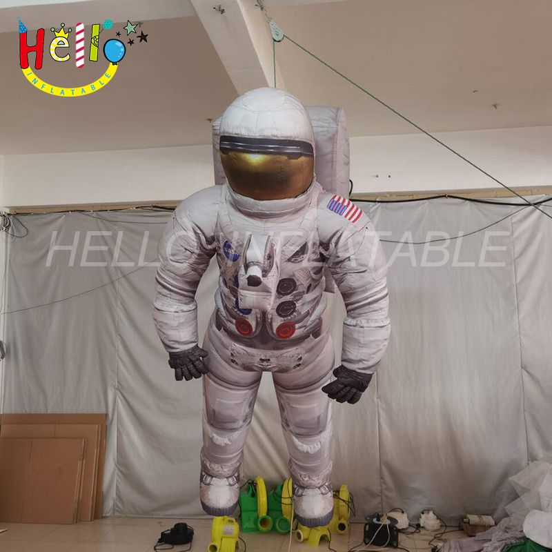 Spaceman Santa Inflatable Modelo de personaje inflable de alta calidad, astronauta inflable ...