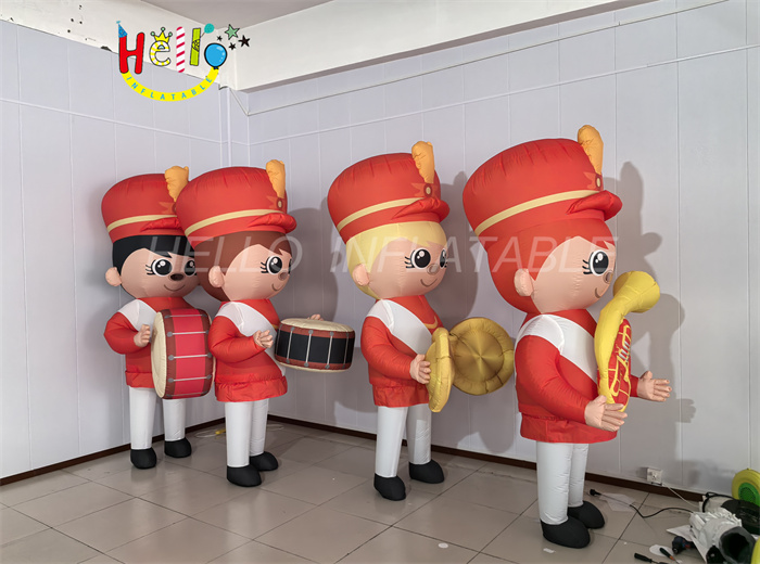 Large Outdoor Inflatable Advertising Characters Giant Inflatable Models ...