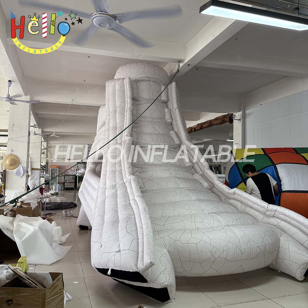 Giant 4-Meter High Inflatable Hollow Shoes Balloon Type for Decorative Purposes