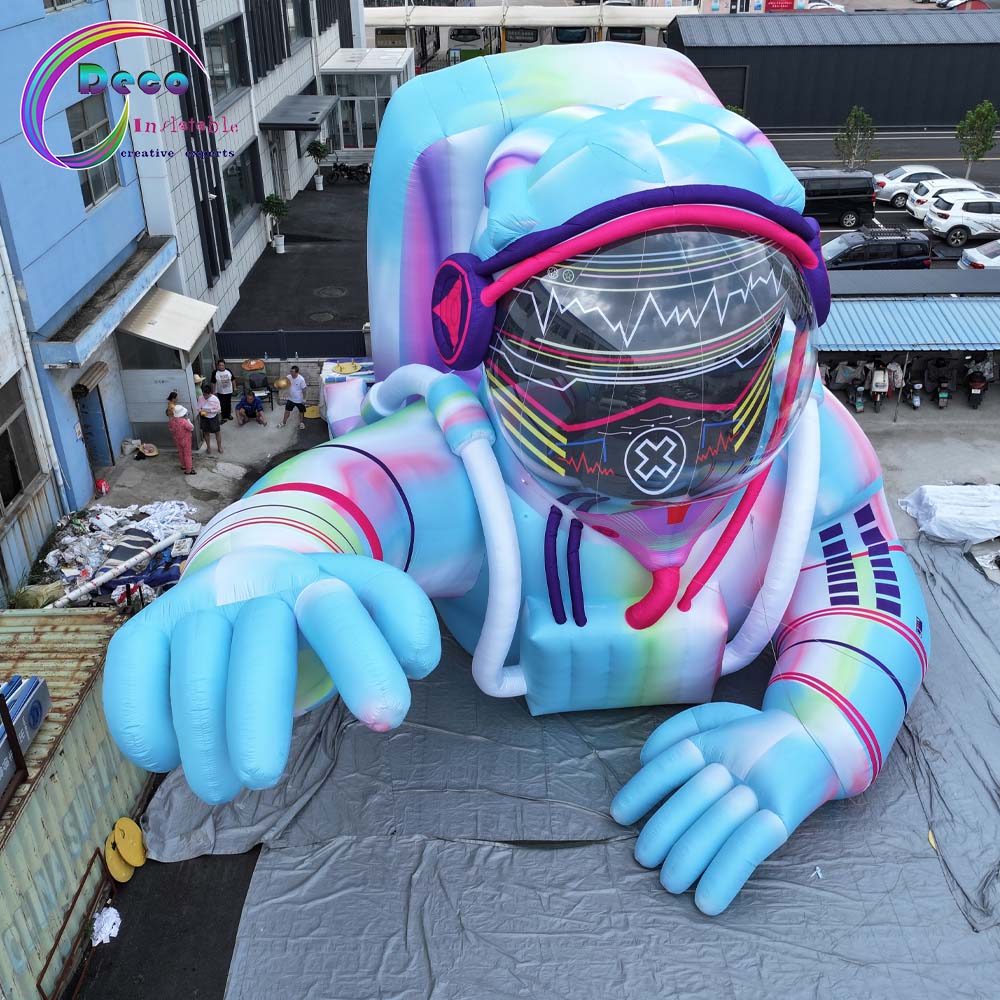 Large Cartoon-Colored Half Body Astronaut Inflatable for Advertising