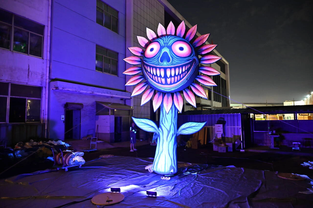 Halloween inflatable4