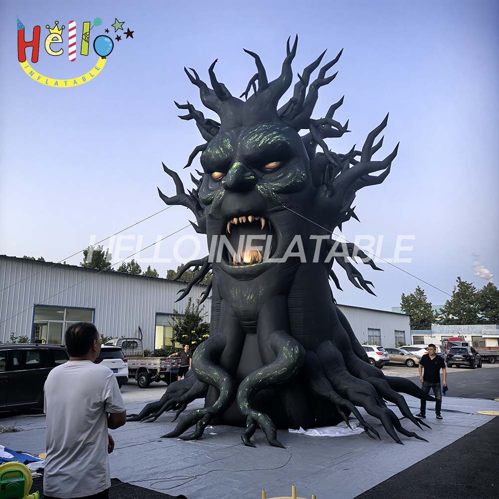 Halloween Inflatable Horror Tree New Design with Fluorescent Materials Cartoon Type