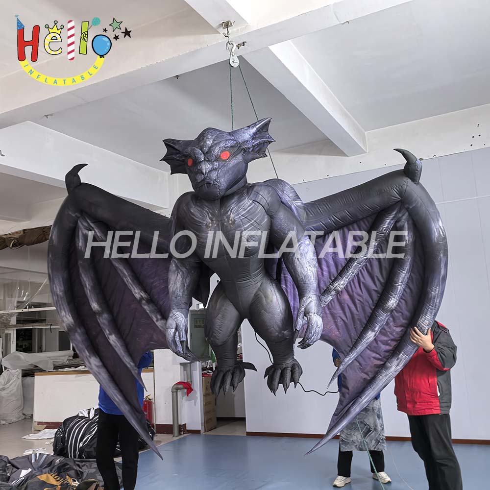 New Hot Selling Hanging Inflatable Cartoon Bat for Halloween Decoration