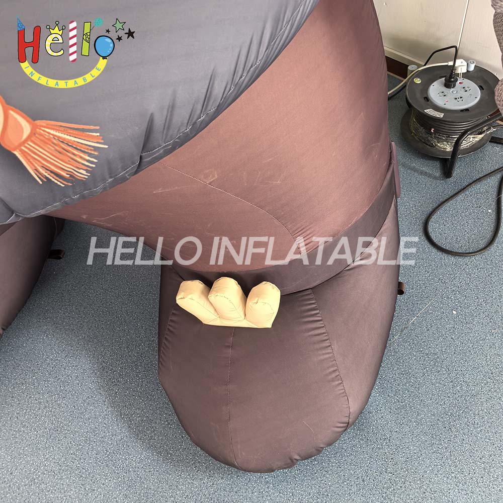 Customized Outdoor Inflatable Cartoon Mascots for Stage Performances插图2 Customized Outdoor Inflatable Cartoon Mascots for Stage Performances插图2