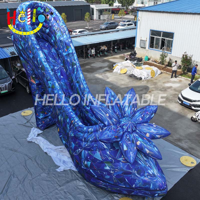 Factory Customized Giant Inflatable Princess Crystal Shoes for Decoration of Large-scale Event Performances插图 Factory Customized Giant Inflatable Princess Crystal Shoes for Decoration of Large-scale Event Performances