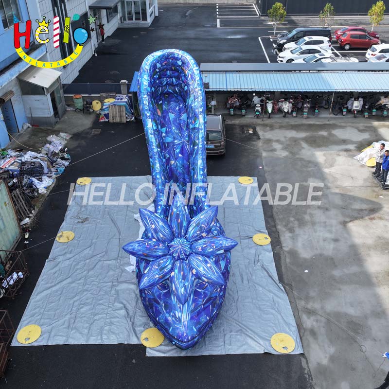 Factory Customized Giant Inflatable Princess Crystal Shoes for Decoration of Large-scale Event Performances插图1 Factory Customized Giant Inflatable Princess Crystal Shoes for Decoration of Large-scale Event Performances插图1