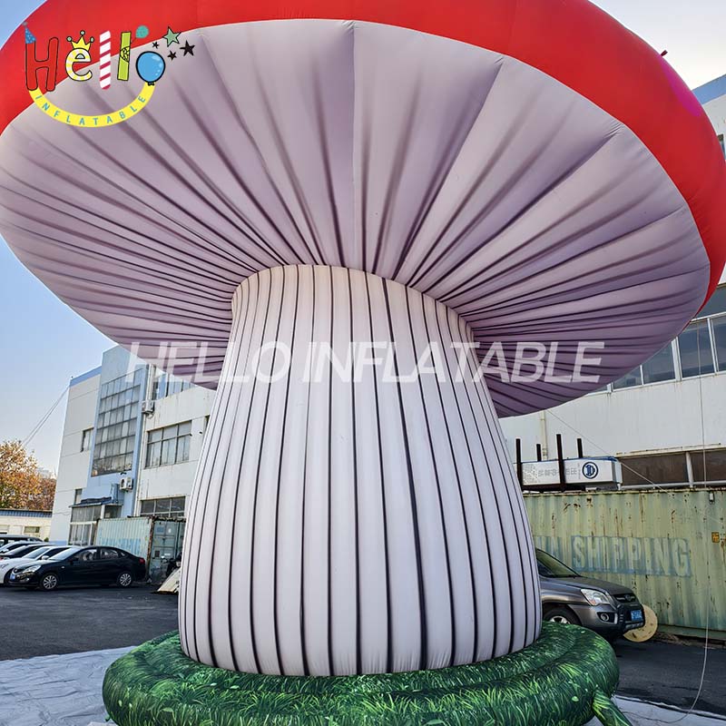 Giant Inflatable Mushroom Tree House Inflatable Tent Bounce for Party Decoration (1)