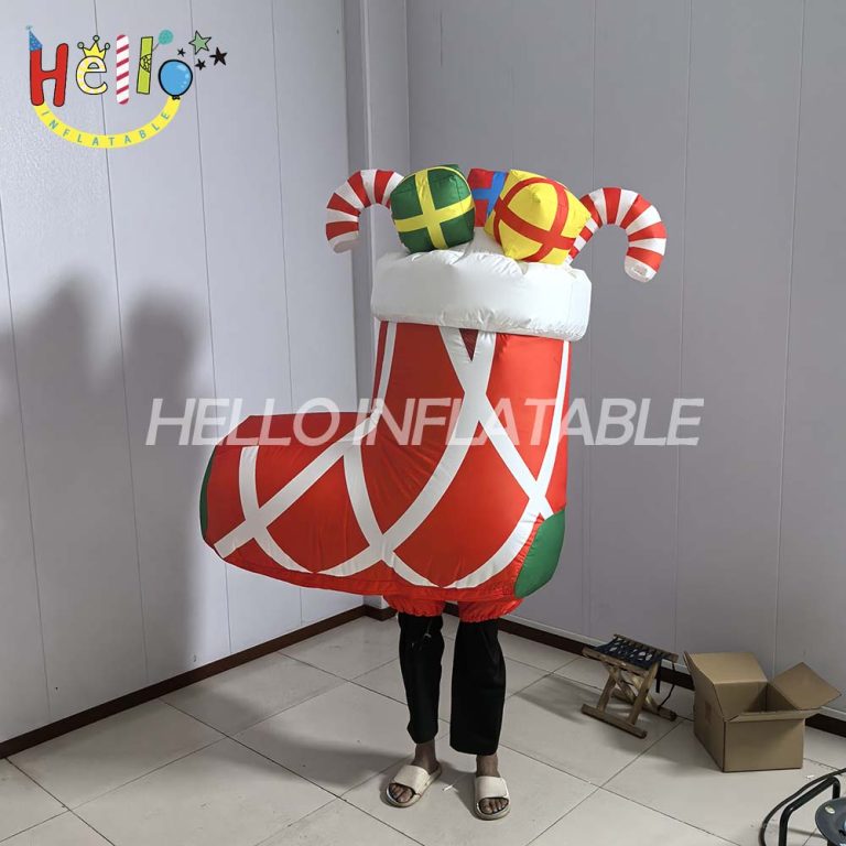 Hot Selling Inflatable Christmas Decorations for Holiday celebrations and Parades