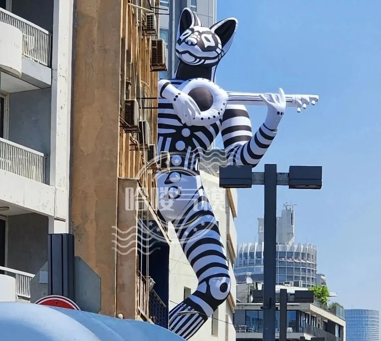 How Inflatable Art Sculptures Are Changing City Landscapes