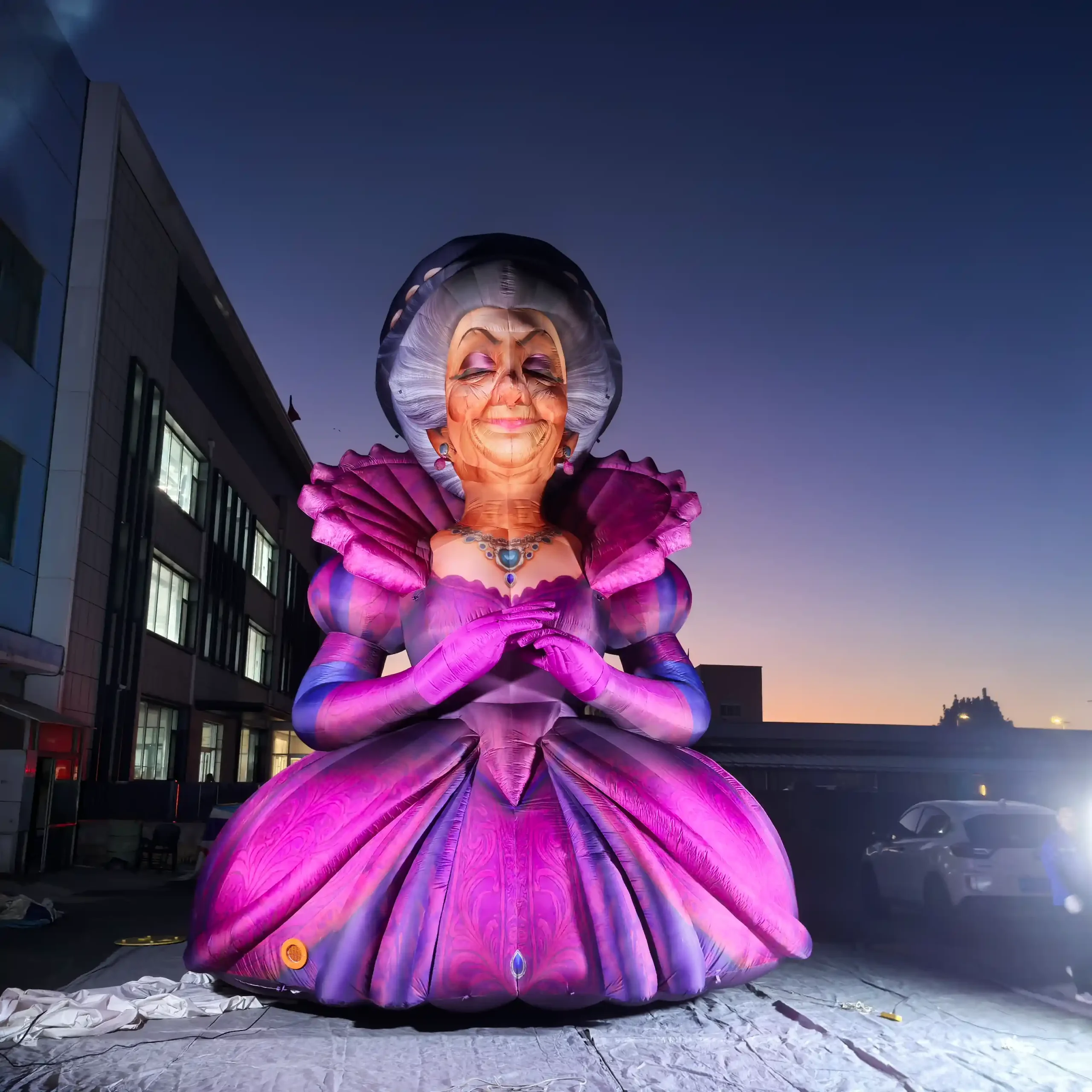 Fairy Tales Come Alive with Customized Inflatables by HELLO INFLATABLE插图 customized inflatables1