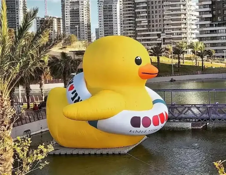 inflatable_cartoon-18