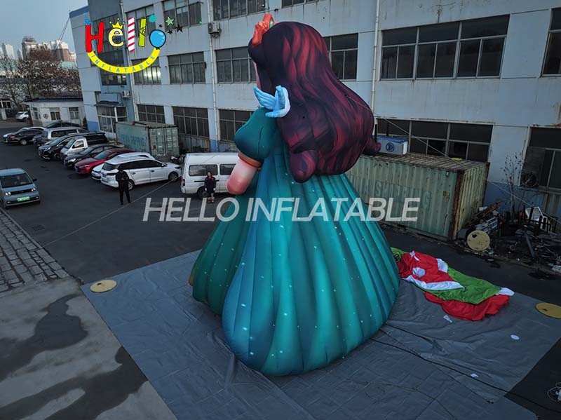 Factory customized inflatable cartoon princess large inflatable model