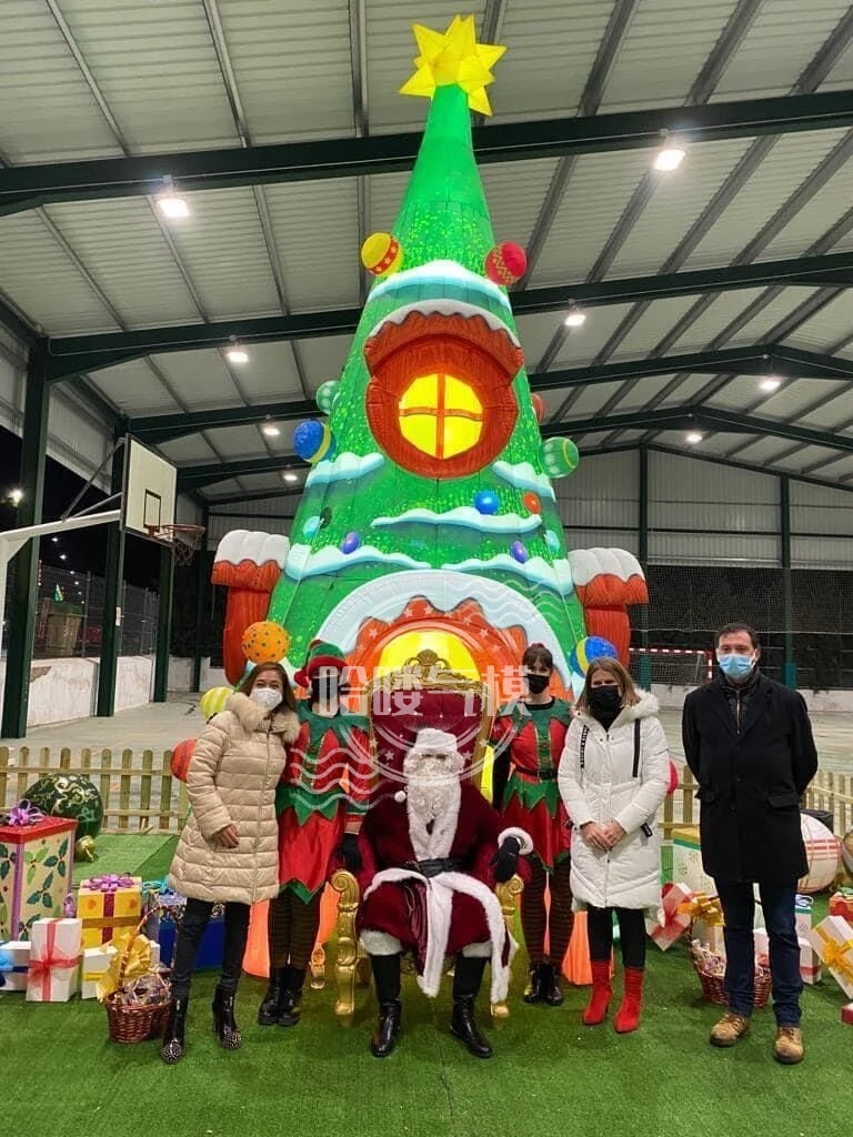 Christmas Tree Commercial Inflatable