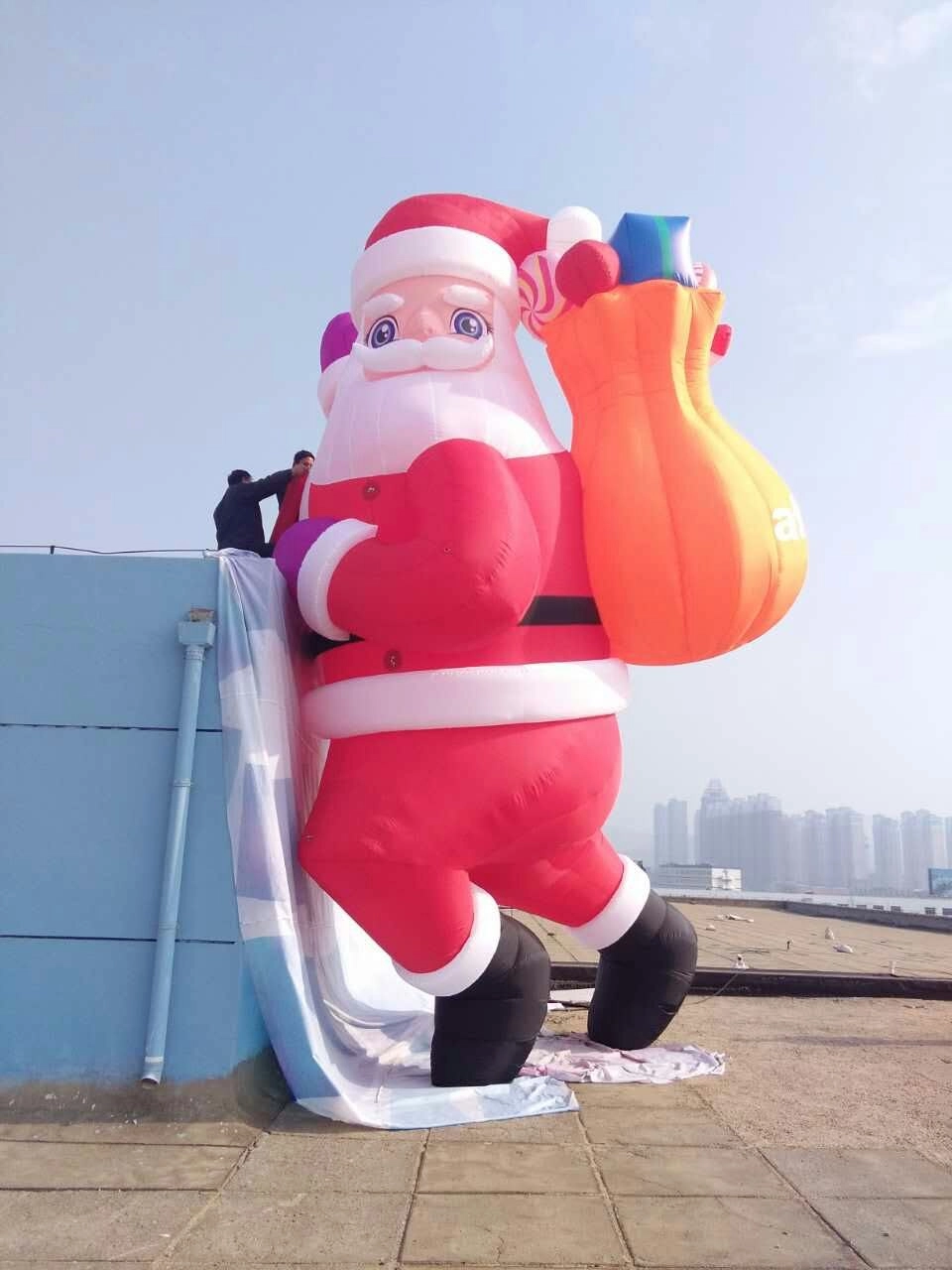 Best Reasons Businesses Choose Christmas Inflatables for Seasonal Displays插图3 Christmas inflatables4