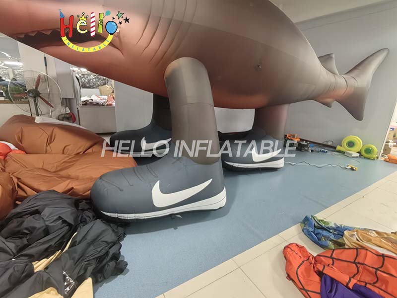 Inflatable cartoon shark wearing Nike sneakers for event promotion decoration (7)