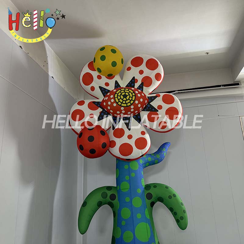 Giant Custom Inflatable Polka Dot Flower Sculpture, Large Kusama-Inspired Pop Art Plant for Exhibition and Event Decoration