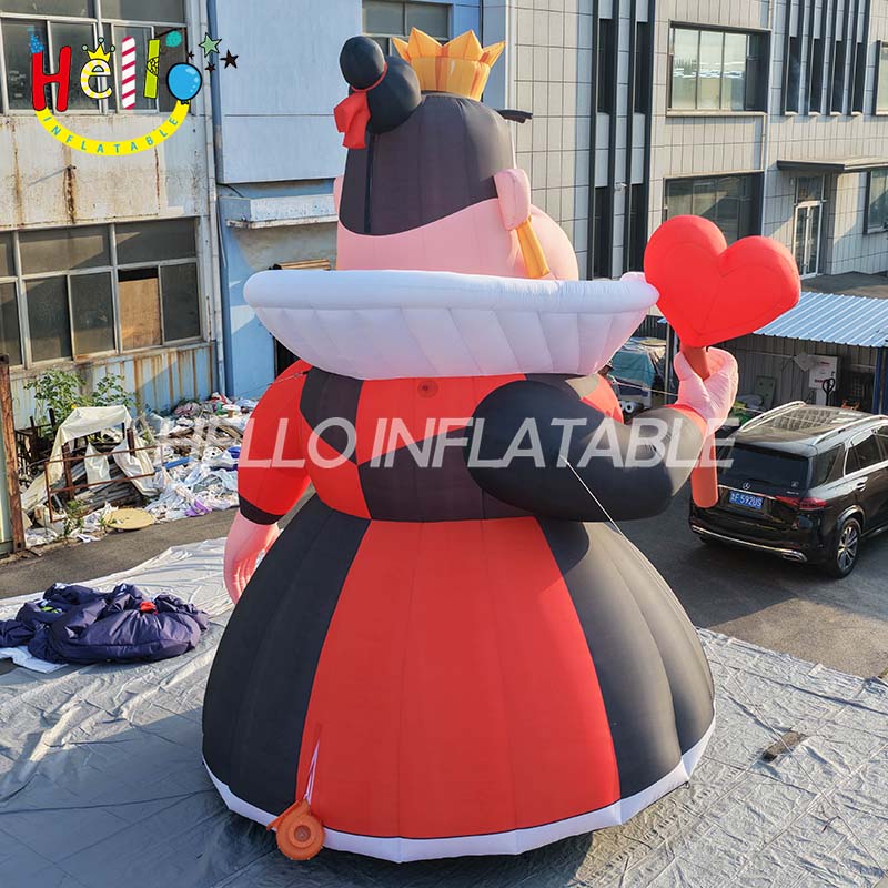 Giant Custom Inflatable Queen of Hearts Character, Large Alice in Wonderland Villain Figure for Fairy Tale Event and Mall Decoration