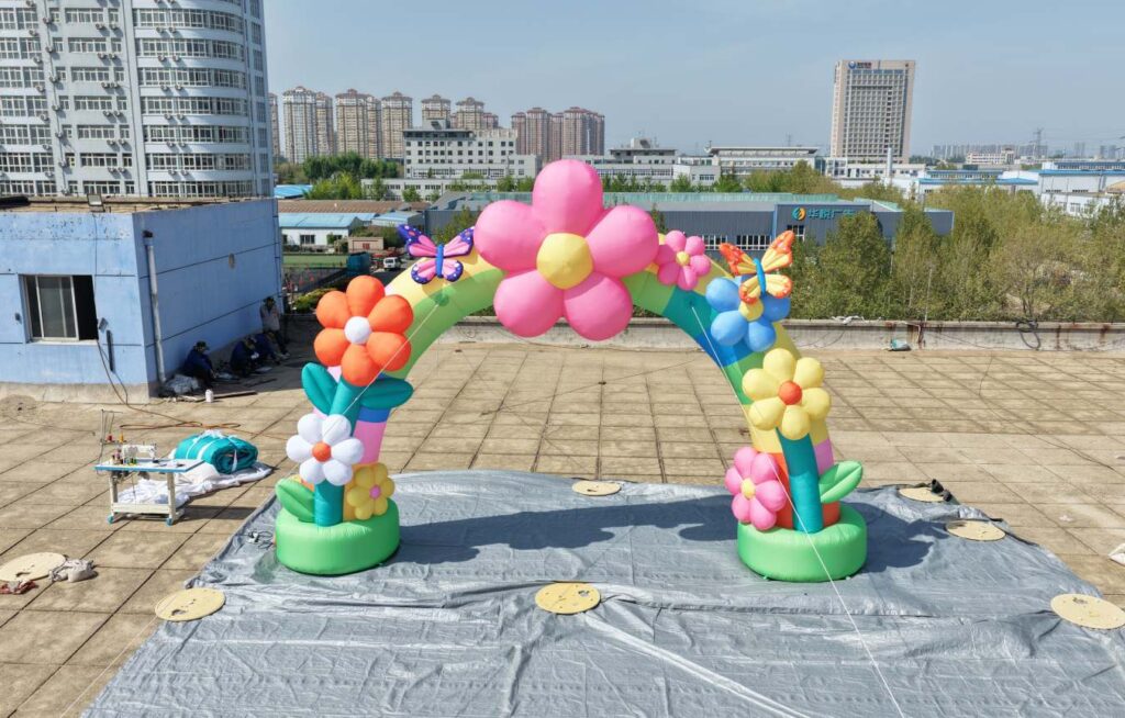 inflatable retail display(2)