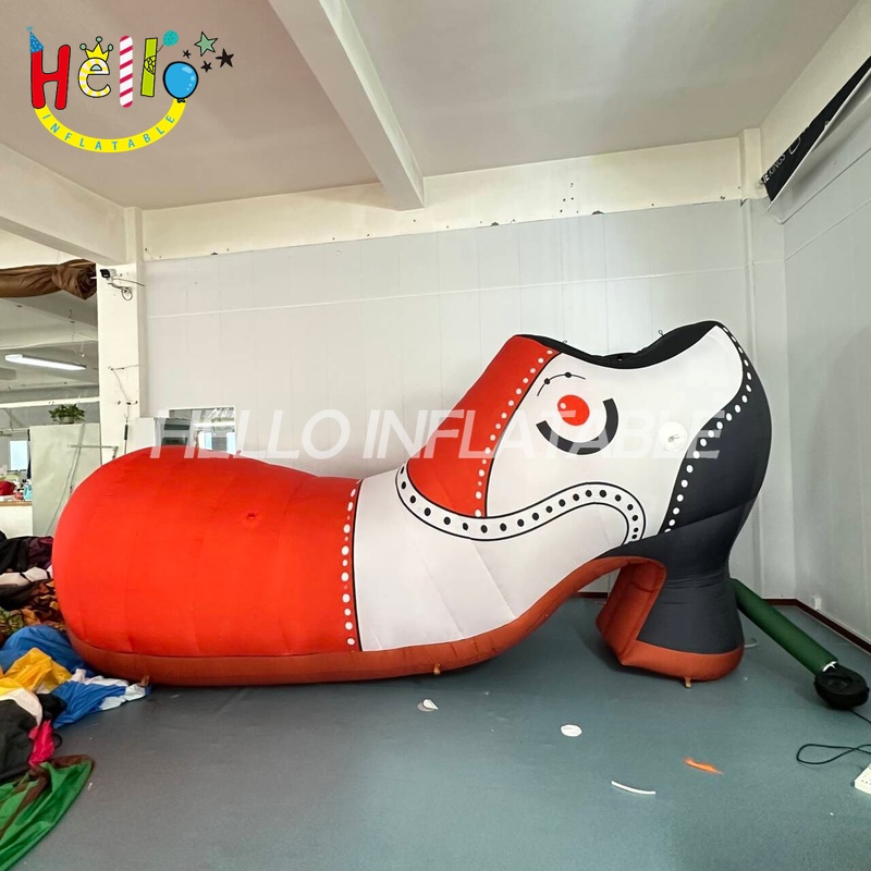 Giant Custom Inflatable High Heel Shoe with Cute Face, Large Fashion Shoe Model for Store Display and Women's Event Decoration