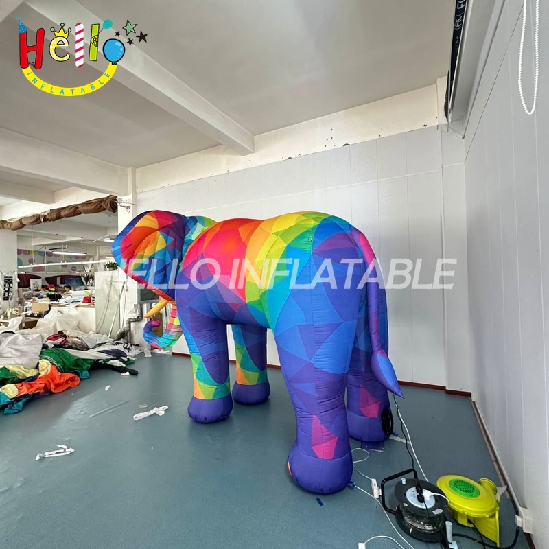 Giant Custom Inflatable Low-Poly Rainbow Elephant, Large Geometric Art Animal for Exhibition and Modern Retail Display