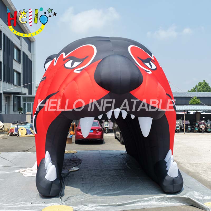 Giant Custom Inflatable Tiger Head Sports Tunnel, Large Black and Red Team Entrance for Football and School Events插图1 Giant Custom Inflatable Tiger Head Sports Tunnel, Large Black and Red Team Entrance for Football and School Events