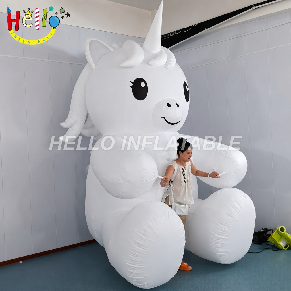 White Cartoon Animal Unicorn Shape Walking Act Blow Up Suit For Adults Parade Event Inflatable Mascot Costume插图2 White Cartoon Animal Unicorn Shape Walking Act Blow Up Suit For Adults Parade Event Inflatable Mascot Costume