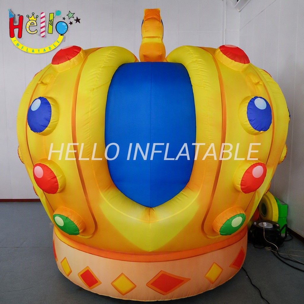 Large Scale Blow Up Multi Color Crown Model with Diamond Base for New Year Celebration Royal Festival Display Giant Inflatable Decoration插图1 Large Scale Blow Up Multi Color Crown Model with Diamond Base for New Year Celebration Royal Festival Display Giant Inflatable Decoration