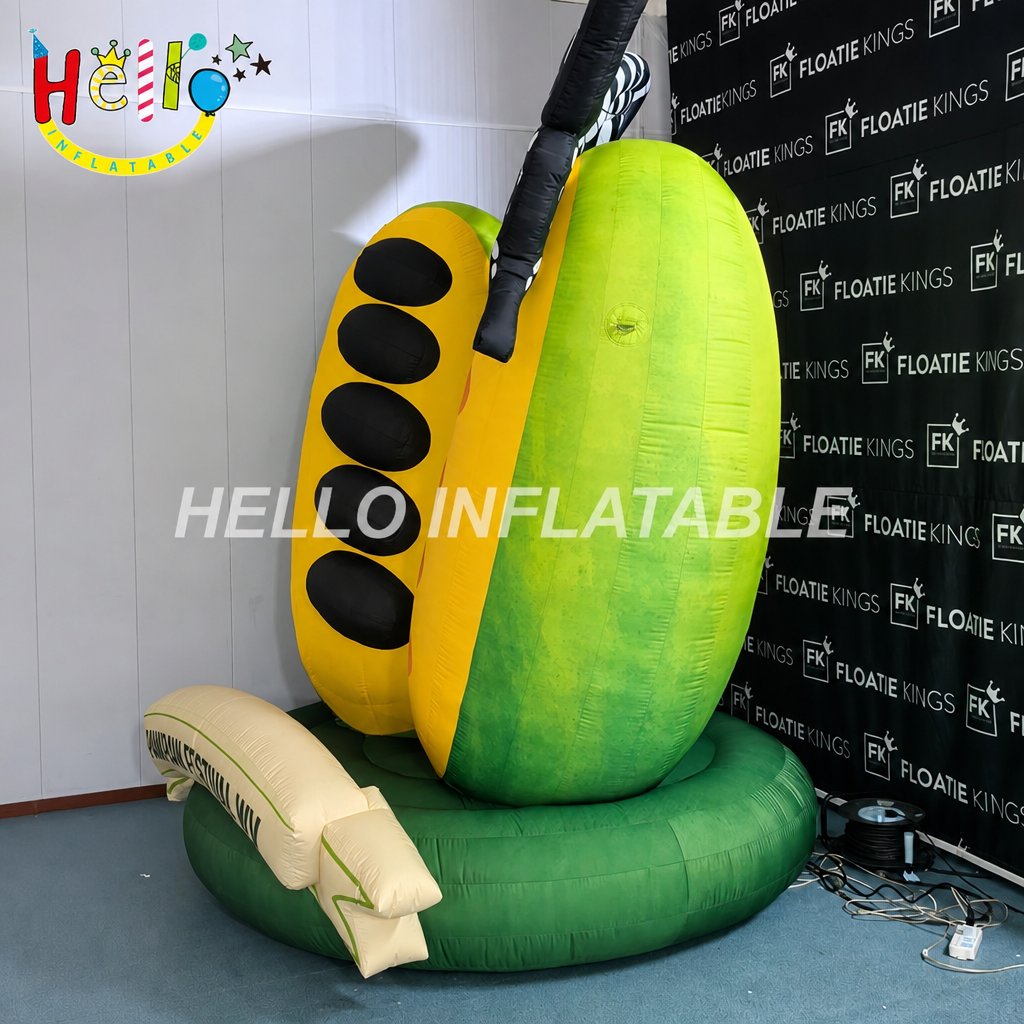Giant Custom Pawpaw Fruit Inflatable Model with Sliced Interior Seeds for Outdoor Festival Decoration Display