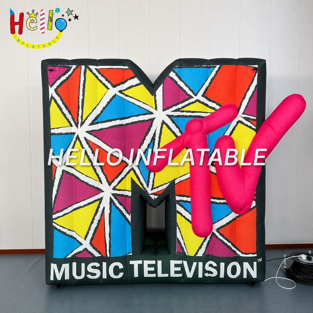 Giant Music Television Logo Inflatable with Mosaic M Letter for Media Brand Event Outdoor Decoration插图 Giant Music Television Logo Inflatable with Mosaic M Letter for Media Brand Event Outdoor Decoration