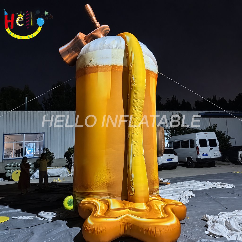 Giant Beer Mug Inflatable with Foam Overflow Oak Barrels for Oktoberfest Beer Festival Event Promotion Advertising Inflatables