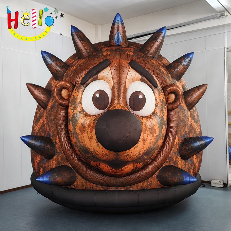 Giant Cartoon Hedgehog Inflatable Mascot with Metallic Blue Spikes Camo Body for Outdoor Event Decoration插图 Giant Cartoon Hedgehog Inflatable Mascot with Metallic Blue Spikes Camo Body for Outdoor Event Decoration