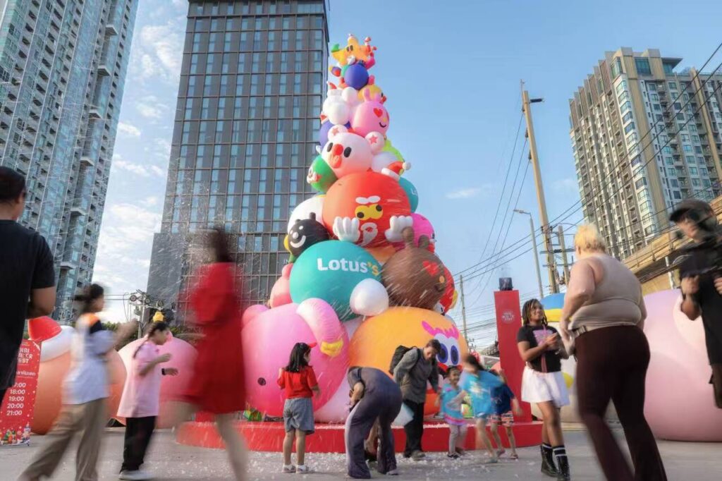 christmas inflatables(3)