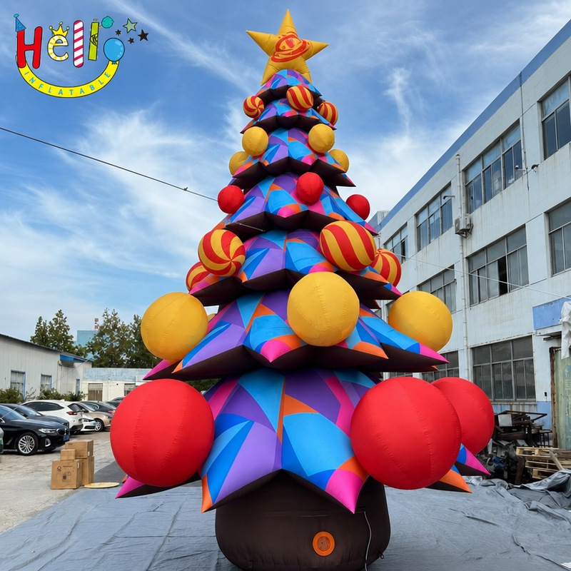 Giant Inflatable Christmas Tree with Colorful Ball Ornaments for Outdoor Decoration