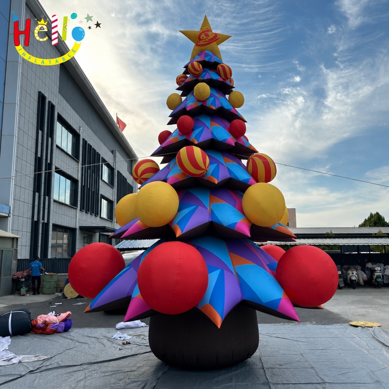 Giant Inflatable Christmas Tree with Colorful Ball Ornaments for Outdoor Decoration