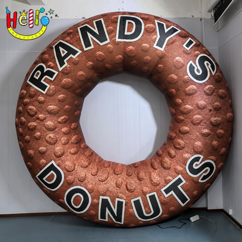 Giant Inflatable Donut Ring Prop with Custom Printed Text for Shop Sign Decoration插图 Giant Inflatable Donut Ring Prop with Custom Printed Text for Shop Sign Decoration