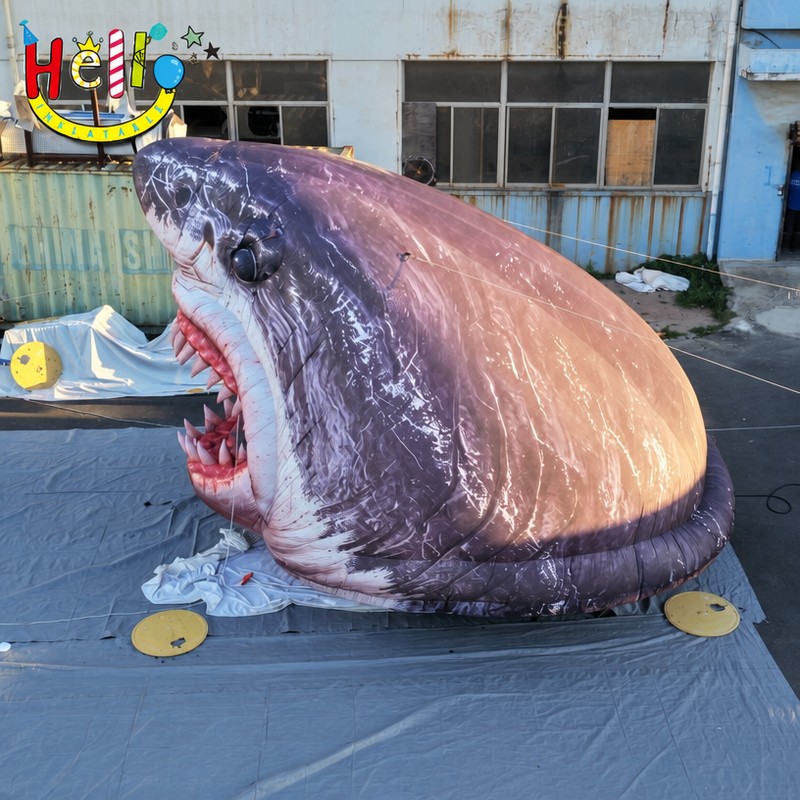 Giant Realistic Shark Head Inflatable with Open Mouth for Halloween Ocean Theme Decoration插图1 Giant Realistic Shark Head Inflatable with Open Mouth for Halloween Ocean Theme Decoration