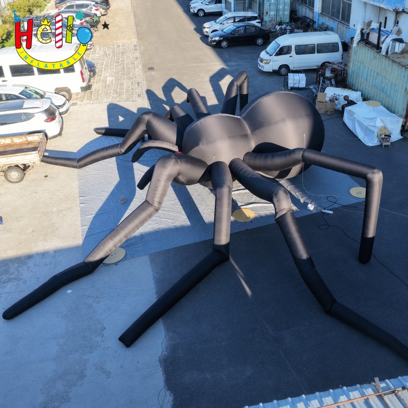 Giant Black Inflatable Spider with Glowing Red Eyes for Halloween Outdoor Decoration插图1 Giant Black Inflatable Spider with Glowing Red Eyes for Halloween Outdoor Decoration