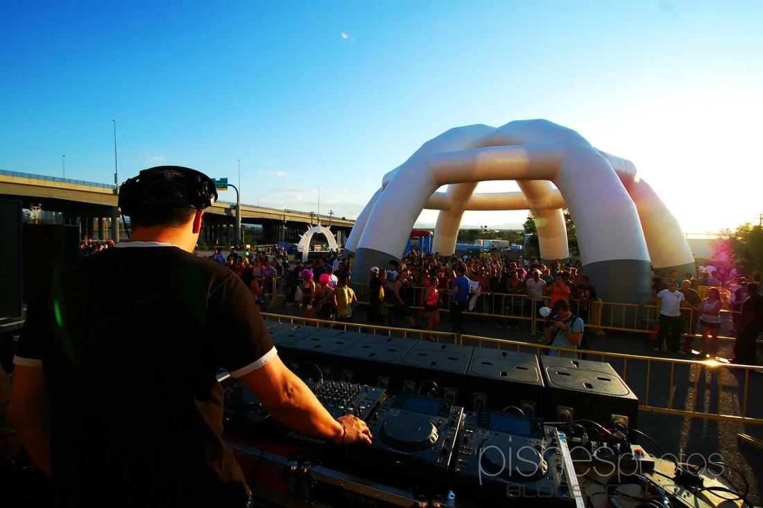 Inflatable Design Ideas for Trade Shows Brand Events and Promotions